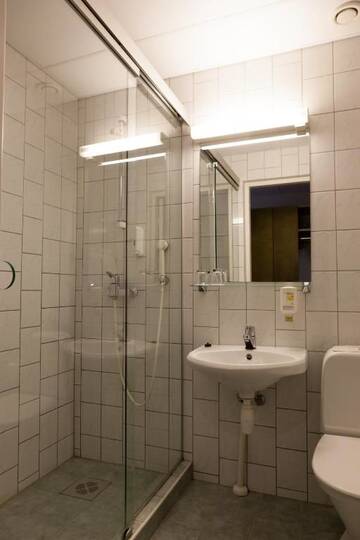 Фото номера Стандартный двухместный номер с 1 кроватью Отель Hotel St. Barbara г. Таллин 6
