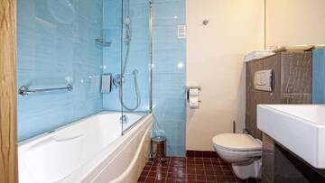 Фото номера Стандартный двухместный номер с 2 отдельными кроватями Отель Hestia Hotel Europa г. Таллин 6