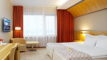Фото номера Стандартный двухместный номер с 2 отдельными кроватями Отель Hestia Hotel Europa г. Таллин 9