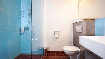 Фото номера Стандартный двухместный номер с 2 отдельными кроватями Отель Hestia Hotel Europa г. Таллин 11
