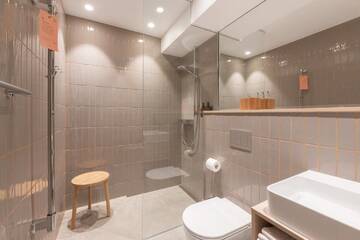 Фото номера Стандартный трехместный номер Отель Oru Hub Hotel г. Таллин 3