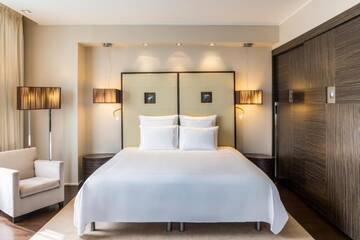 Фото номера Люкс с 1 спальней и видом на море Отель Swissotel Tallinn г. Таллин 5