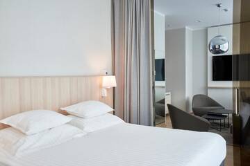 Фото номера Люкс «Премиум» с сауной и доступом в спа-центр Отель Tallink Spa &amp; Conference Hotel г. Таллин 3