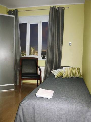 Фото номера Одноместный номер Хостелы Hostel Tallinn г. Таллин 2