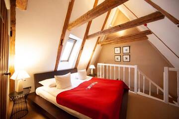 Фото номера Полулюкс Отель The Three Sisters Boutique Hotel г. Таллин 2