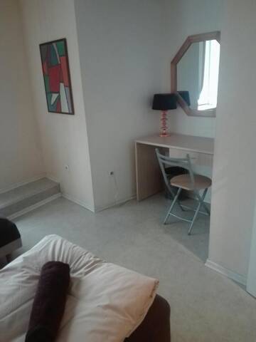 Фото номера Двухместный номер с 2 отдельными кроватями Хостелы Zinc Old Town Hostel Tallinn г. Таллин 14