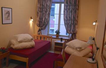 Фото номера Трехместный номер Хостелы Zinc Old Town Hostel Tallinn г. Таллин 13