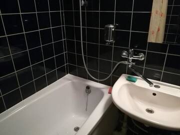 Фото номера Трехместный номер с общей ванной комнатой Хостелы Mahtra Hostel г. Таллин 4