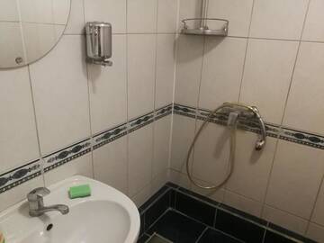 Фото номера Трехместный номер с общей ванной комнатой Хостелы Mahtra Hostel г. Таллин 7