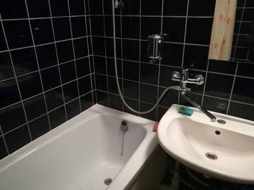 Фото номера Трехместный номер с общей ванной комнатой Хостелы Mahtra Hostel г. Таллин 10