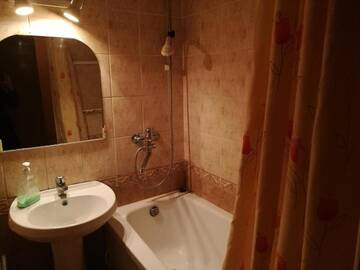 Фото номера Четырехместный номер с общей ванной комнатой Хостелы Mahtra Hostel г. Таллин 2