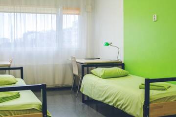 Фото номера Двухместный номер с 2 отдельными кроватями Хостелы Academic Hostel г. Таллин 10
