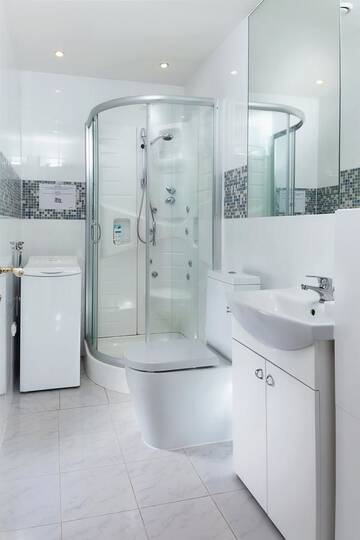 Фото номера Апартаменты эконом-класса с 1 спальней Апарт-отели Yoga Residence Apartments г. Таллин 11