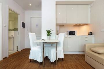 Фото номера Апартаменты эконом-класса с 1 спальней Апарт-отели Yoga Residence Apartments г. Таллин 9