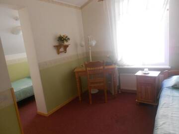 Фото номера Двухместный номер с 2 отдельными кроватями Гостевой дом Poska Villa Guesthouse г. Таллин 5