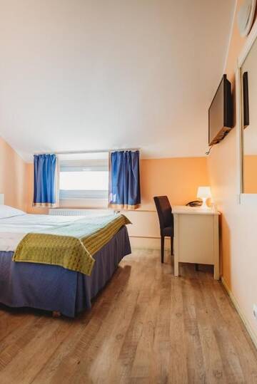 Фото номера Двухместный номер с 1 кроватью Отель Economy Hotel г. Таллин 26