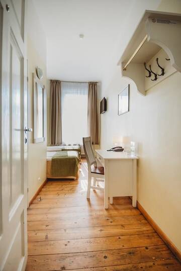 Фото Отель Economy Hotel г. Таллин 1