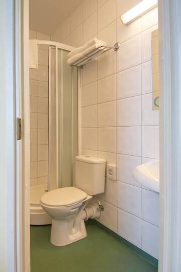 Фото номера Двухместный номер с 1 кроватью Отель Economy Hotel г. Таллин 39