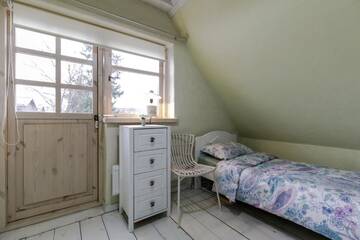 Фото номера Шале с двумя спальнями Дома для отпуска House in the City г. Таллин 46