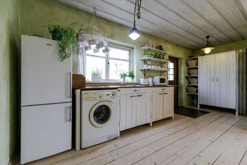 Фото номера Шале с двумя спальнями Дома для отпуска House in the City г. Таллин 58