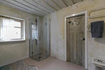 Фото номера Шале с двумя спальнями Дома для отпуска House in the City г. Таллин 54