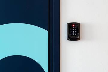 Фото номера Четырехместный номер Хостелы Neotel г. Таллин 9