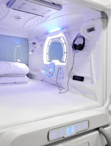 Фото номера 10-местный общий номер для женщин Капсульные отели Capsule Hostels Tallinn г. Таллин 14