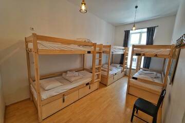 Фото номера Кровать в общем 6-местном номере для женщин Хостелы Lai 22 Hostel &amp; Bar г. Таллин 5