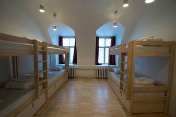Фото номера Отдельный номер с 6 кроватями Хостелы Lai 22 Hostel &amp; Bar г. Таллин 5