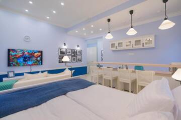 Фото номера Люкс «Лазурь» Апарт-отели Revelton Suites Tallinn г. Таллин 4