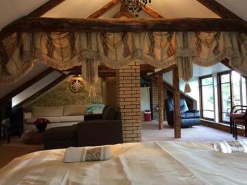 Фото номера Люкс с балконом Отели типа «постель и завтрак» Paivilla Boutique Hotel г. Таллин 8