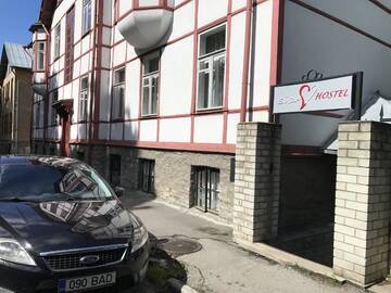 Фото номера Двухместный номер с 2 отдельными кроватями Хостелы Süda Hostel г. Таллин 19