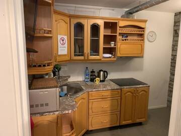 Фото номера Двухместный номер с 2 отдельными кроватями Хостелы Süda Hostel г. Таллин 31