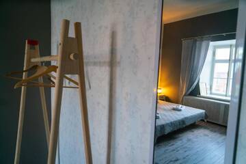 Фото номера Двухместный номер с 1 кроватью и окном Отель Godart Rooms г. Таллин 4