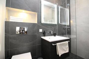 Фото номера Апартаменты A42 с 3 спальнями Апарт-отели Tallinn City Apartments Old Town Suites г. Таллин 8